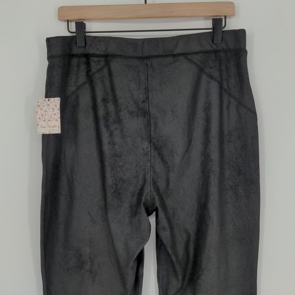 Free People Women's Midnight Vegan Suede Skinny Pants Size Large Pull On Legging - Picture 10 of 15